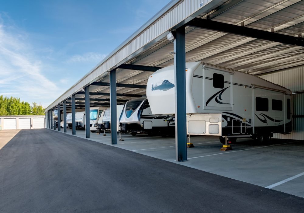 Garage covered location for trailers and motorhomes